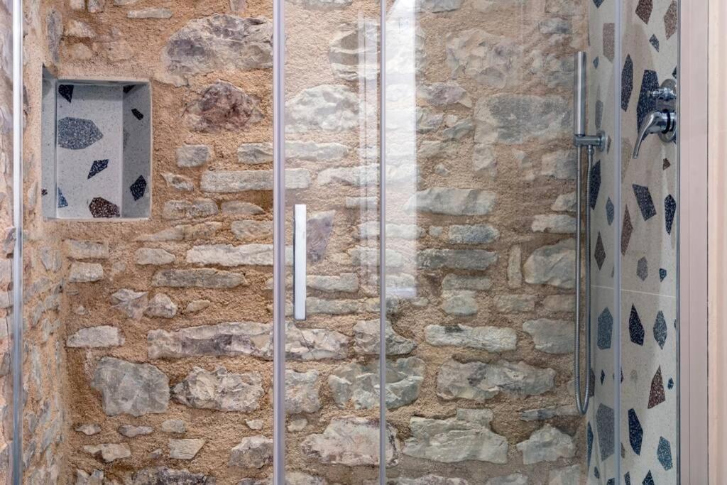 Cornelia Cavern Cosy Studio Apartment In Spello Luaran gambar