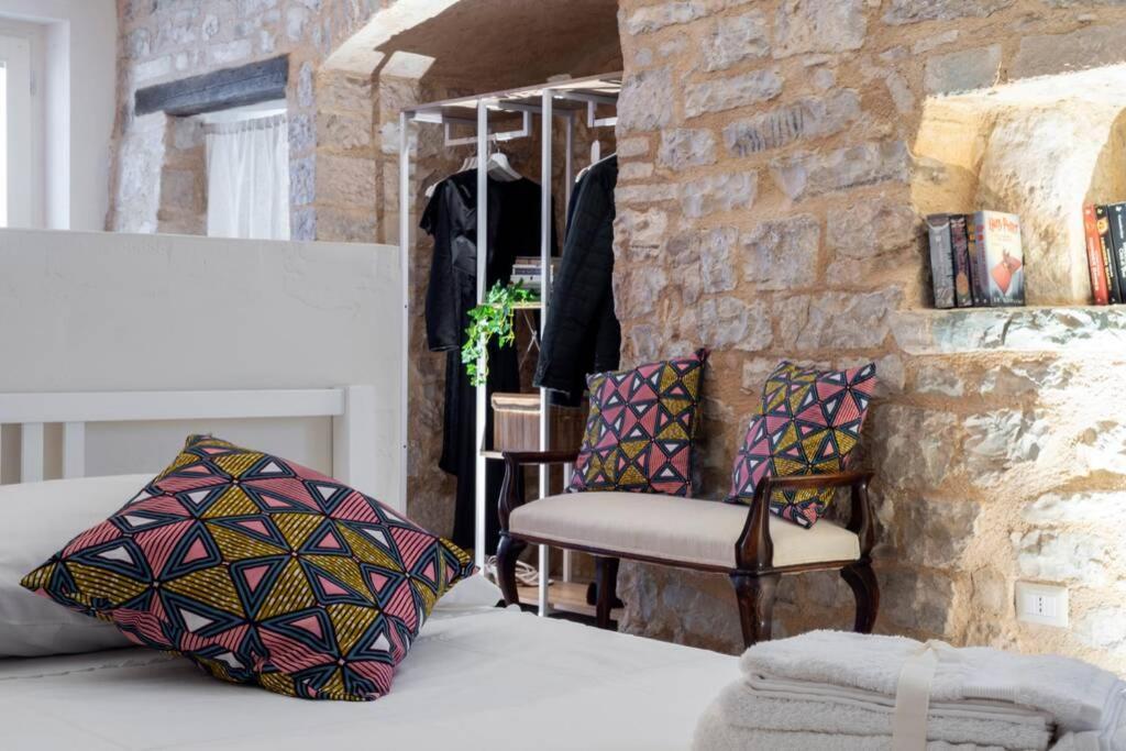 Cornelia Cavern Cosy Studio Apartment In Spello Luaran gambar