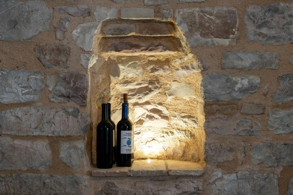 Cornelia Cavern Cosy Studio Apartment In Spello Luaran gambar