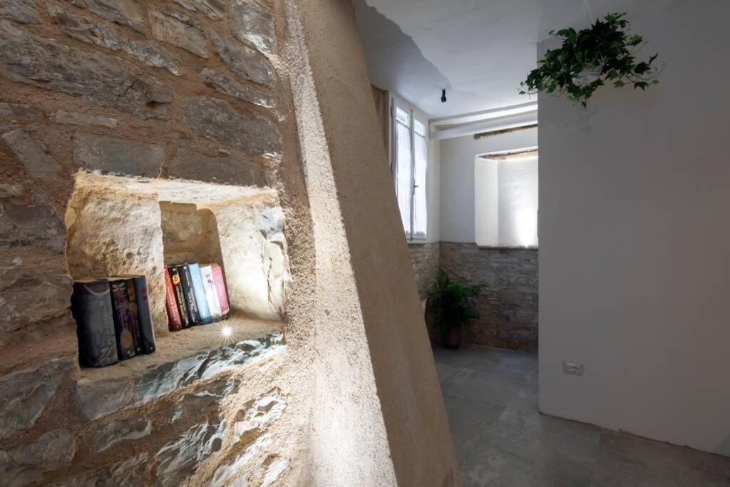 Cornelia Cavern Cosy Studio Apartment In Spello Luaran gambar